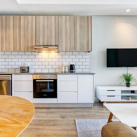 Backup-Powered Trendy City Balcony Apartment Cape Town Dış mekan fotoğraf