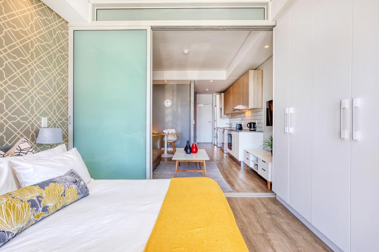 Backup-Powered Trendy City Balcony Apartment Cape Town Dış mekan fotoğraf