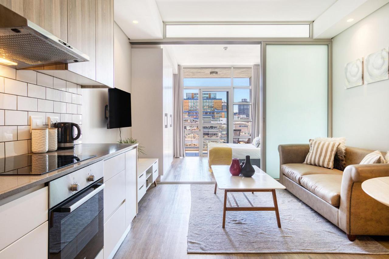 Backup-Powered Trendy City Balcony Apartment Cape Town Dış mekan fotoğraf